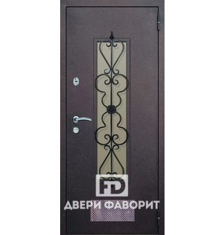 металлическая дверь в котельную с решеткой для вентиляции