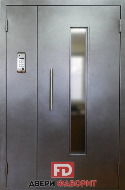 стальная двустворчатая дверь в подъезд с домофоном и стеклом