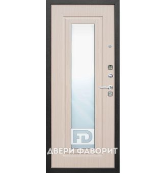 Стальная дверь в квартиру с зеркалом