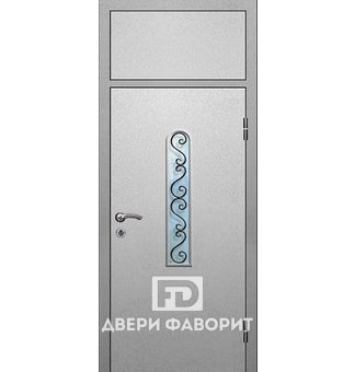металлическая дверь в квартиру с верхней вставкой, стеклом и ковкой